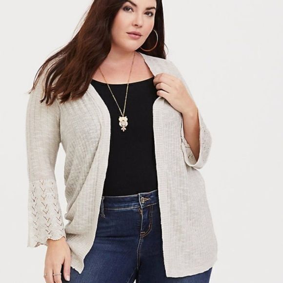 TORRID GREY BELL SLEEVE POINTELLE CARDIGAN OPEN FRONT WOMENS SIZE 2 US 2X - Picture 1 of 11